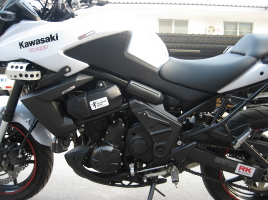 ขาย kawasaki versys650 ปี จดทะเบียนปี 2013 ราคา 255,000 (ของแต่งเกินคุ้ม) ขาย kawasaki versys650 ปี จดทะเบียนปี 2013 ราคา 255,000 (ของแต่งเกินคุ้ม)