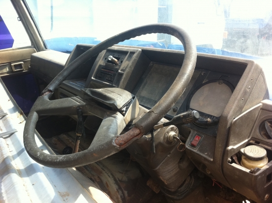 หัว Hino 3 ใบปัด อุปกรณ์ครบ สภาพดี