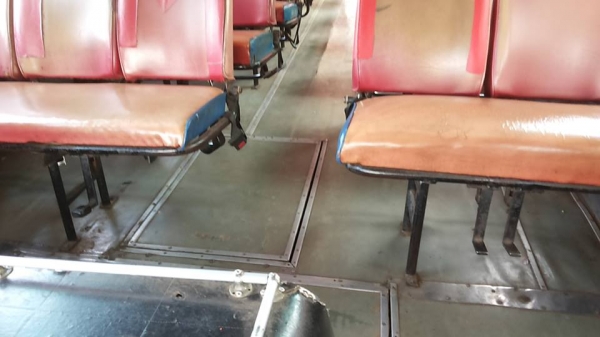 **360,000 บ.ต่อรอง**ขาย รถบัส พัดลม50ที่นั่ง พร้อมคิววิ่งงาน รับ/ส่ง พนักงาน ISUZU TX 6ล้อ วางเครื่อง NISSAN PE6-Turbo 260แรง (ลงเล่ม) เครื่องแรง แน่น แห้งๆไม่มีเยิ้ม เกียร์ดีไม่หลุด ช่วงล่างใหญ่ เฟืองท้าย 200 คัสซีสวย มีบวมในบ้างนิดหน่อยๆ ไม่ผุครับ พ.ธรร **360,000 บ.ต่อรอง**ขาย รถบัส พัดลม50ที่นั่ง พร้อมคิววิ่งงาน รับ/ส่ง พนักงาน ISUZU TX 6ล้อ วางเครื่อง NISSAN PE6-Turbo 260แรง (ลงเล่ม) เครื่องแรง แน่น แห้งๆไม่มีเยิ้ม เกียร์ดีไม่หลุด ช่วงล่างใหญ่ เฟืองท้าย 200 คัสซีสวย มีบวมในบ้างนิดหน่อยๆ ไม่ผุครับ พ.ธรร