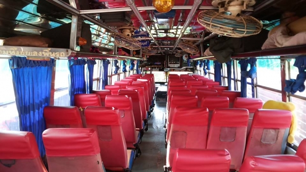 **360,000 บ.ต่อรอง**ขาย รถบัส พัดลม50ที่นั่ง พร้อมคิววิ่งงาน รับ/ส่ง พนักงาน ISUZU TX 6ล้อ วางเครื่อง NISSAN PE6-Turbo 260แรง (ลงเล่ม) เครื่องแรง แน่น แห้งๆไม่มีเยิ้ม เกียร์ดีไม่หลุด ช่วงล่างใหญ่ เฟืองท้าย 200 คัสซีสวย มีบวมในบ้างนิดหน่อยๆ ไม่ผุครับ พ.ธรร **360,000 บ.ต่อรอง**ขาย รถบัส พัดลม50ที่นั่ง พร้อมคิววิ่งงาน รับ/ส่ง พนักงาน ISUZU TX 6ล้อ วางเครื่อง NISSAN PE6-Turbo 260แรง (ลงเล่ม) เครื่องแรง แน่น แห้งๆไม่มีเยิ้ม เกียร์ดีไม่หลุด ช่วงล่างใหญ่ เฟืองท้าย 200 คัสซีสวย มีบวมในบ้างนิดหน่อยๆ ไม่ผุครับ พ.ธรร