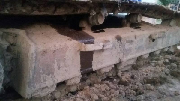 KOBELCO sk 200 m 2 ราคา 650,000 KOBELCO sk 200 m 2 ราคา 650,000