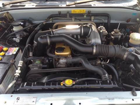 ISUZU ดร้าก้อนอาย  ปี 2000