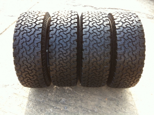 ขายยาง BF Goodrich All-terrain ขนาด 265 70 r16 สวยๆ