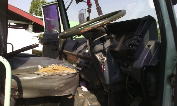 ขายด่วนรถสิบล้อร็อกกี้FVM32เครือง195แรงรถนํ้ามัน16000ลิตร ขายด่วนรถสิบล้อร็อกกี้FVM32เครือง195แรงรถนํ้ามัน16000ลิตร