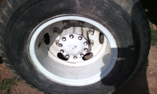 ขายด่วนรถสิบล้อร็อกกี้FVM32เครือง195แรงรถนํ้ามัน16000ลิตร ขายด่วนรถสิบล้อร็อกกี้FVM32เครือง195แรงรถนํ้ามัน16000ลิตร