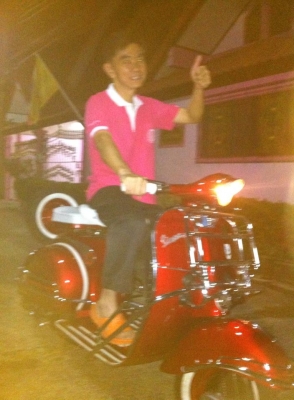 ้เอเซียเวสป้า---->>จัดรถvespa จัดส่งให้พี่จรัล พิจิตร ถึงบ้านเรียบร้อย