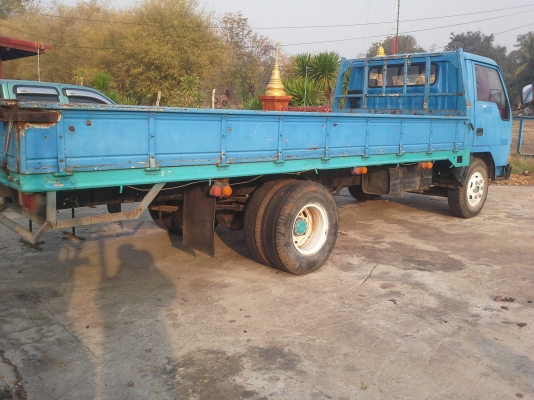 ฝากขายครับมิตซูบิชิ6ล้อพร้อมใช้