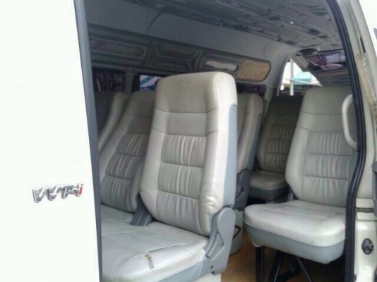 รถตู้หลังคาสุง โตโยต้าเบนซินCNG. 2009. MT. วีไอพี.   ราคา  699,000 บาท โทร0922726669 ตันหยง