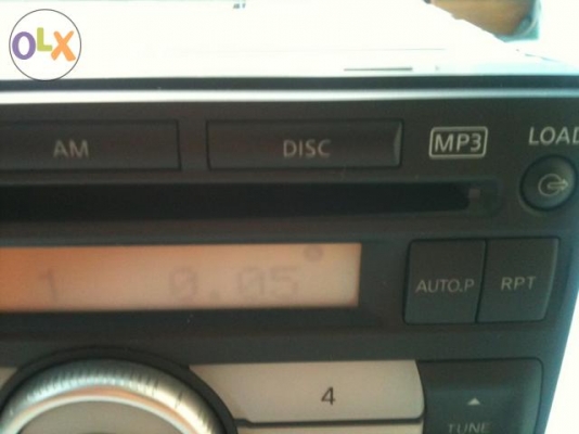 เครื่องเล่นติดรถยนต์ Nissan Navara เล่นCD MP3