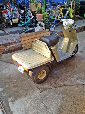 **** ขายรถสามล้อ Honda Gyro UP **** **** ขายรถสามล้อ Honda Gyro UP ****