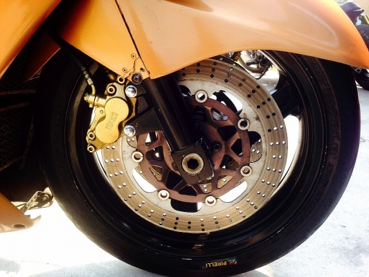 k.เดียวspeed ขอเปิดการขาย Kawasaki zzr1100cc.