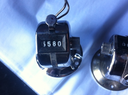 ตัวกดนับจำนวน KORI นันได้ 0 - 9999 กดง่ายเบา (มีจำนวนเยอะ)