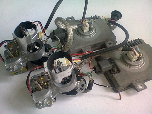 บัลลาสต์แท้ XENON พร้อมหลอดแท้ บัลลาสต์แท้ XENON พร้อมหลอดแท้