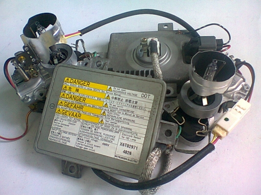 บัลลาสต์แท้ XENON พร้อมหลอดแท้