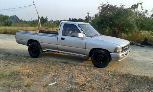 Mighty หัวเดียว เครื่องดีแอร์เย็นเพลงเพราะ สีไม่ค่อยสวยแต่แชสซีไม่ผุ Mighty หัวเดียว เครื่องดีแอร์เย็นเพลงเพราะ สีไม่ค่อยสวยแต่แชสซีไม่ผุ