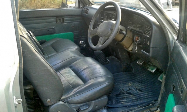 Mighty หัวเดียว เครื่องดีแอร์เย็นเพลงเพราะ สีไม่ค่อยสวยแต่แชสซีไม่ผุ Mighty หัวเดียว เครื่องดีแอร์เย็นเพลงเพราะ สีไม่ค่อยสวยแต่แชสซีไม่ผุ