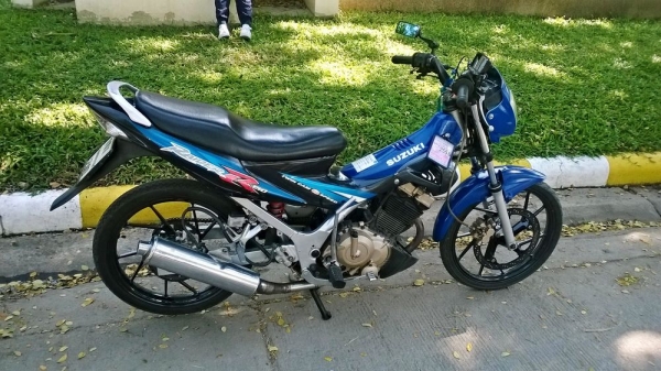 ขาย Suzuki Raider 150 ทะเบียนพร้อมโอนไม่ขาดต่อ