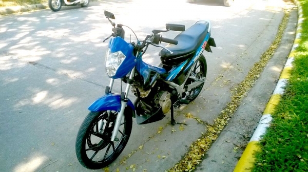 ขาย Suzuki Raider 150 ทะเบียนพร้อมโอนไม่ขาดต่อ