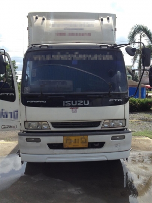 ขาย 6 ล้อ ISUZU Deca Uro2 ปี 48 ตู้ 10 บาน 7.2 เมตร (FTR 200)