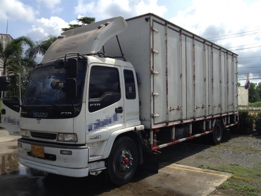 ขาย 6 ล้อ ISUZU Deca Uro2 ปี 48 ตู้ 10 บาน 7.2 เมตร (FTR 200)