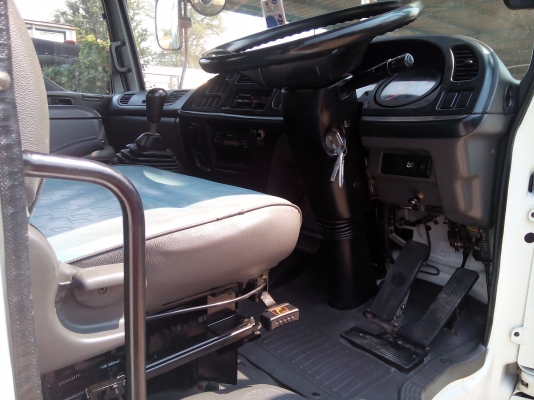 6 ล้อใหญ่  *MAXLOAD*  ISUZU  *Euro.2*  FTR 200 แรงม้า  *ยาว 7.20 ม.*  รถสวยเดิม+สวยจริง * รถห้างแท้ * มีเล่มพร้อม *  (ปี50)