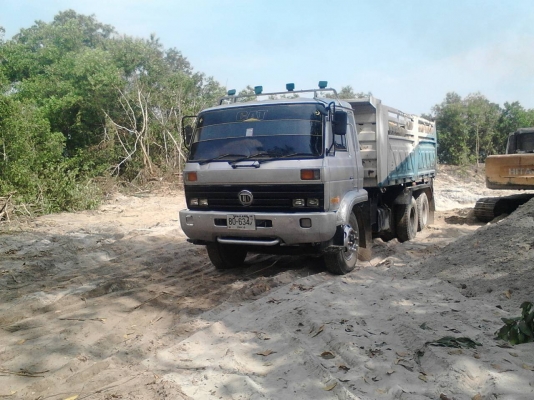 ขายรถบรรทุก 10 ล้อดัมพ์ NISSAN UD CW12 177 แรงม้า เกียร์ฟูลเลอร์ ราคา 780000