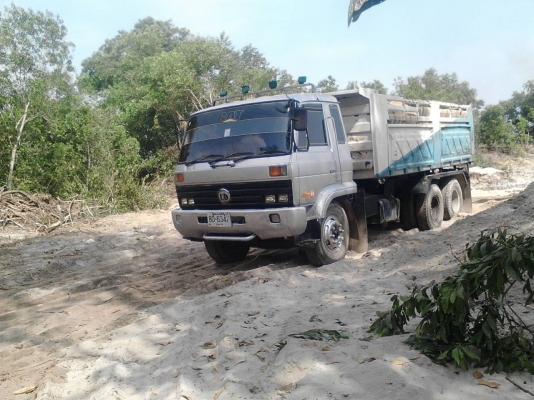 ขายรถบรรทุก 10 ล้อดัมพ์ NISSAN UD CW12 177 แรงม้า เกียร์ฟูลเลอร์ ราคา 780000