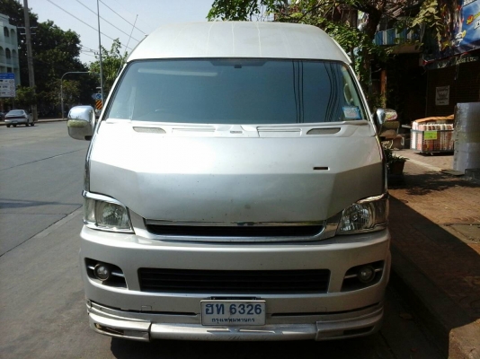 รถตู้คอมมูเตอร์ปี06 สีบรอนเงิน แต่งVIP สปอยเลอร์รอบคันCD DVD USB จอพับไฟฟ้าTV  แอร์ไมโครบัสด้านท้าย แผงแอร์เพิ่มใต้ท้อง เบาะหนังสีครีม เครื่อง2JZ เกียร์ธรรมดา NGV 3ถัง ประกันชั้น1 เคลมสีได้รอบคัน ภายในตามสภาพTEL0890671028อยู่ดอนเมืองครับ