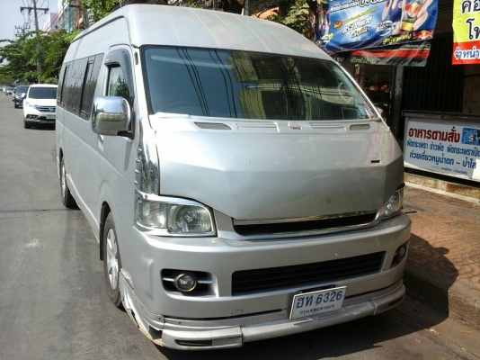 รถตู้คอมมูเตอร์ปี06 สีบรอนเงิน แต่งVIP สปอยเลอร์รอบคันCD DVD USB จอพับไฟฟ้าTV  แอร์ไมโครบัสด้านท้าย แผงแอร์เพิ่มใต้ท้อง เบาะหนังสีครีม เครื่อง2JZ เกียร์ธรรมดา NGV 3ถัง ประกันชั้น1 เคลมสีได้รอบคัน ภายในตามสภาพTEL0890671028อยู่ดอนเมืองครับ
