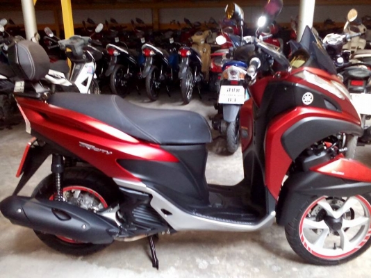 ขาย Yamaha Tricity ทริซิตี้ ปี 57 รถวิ่งน้อย เครื่องดี สภาพเดิมๆ เล่มพร้อมโอน
