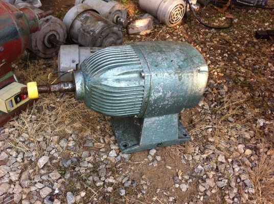 มอเตอร์สำหรับใส่ก้อนหินเจียร์หรือแปรงลวด ผ้าขัดมันขนาด 1 แรงม้า แบบแกนเดียว มอเตอร์สำหรับใส่ก้อนหินเจียร์หรือแปรงลวด ผ้าขัดมันขนาด 1 แรงม้า แบบแกนเดียว