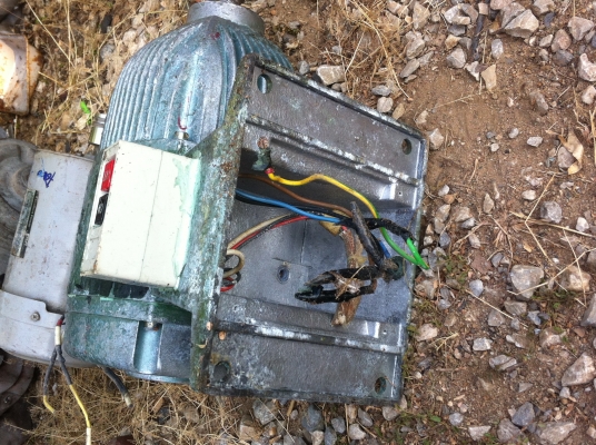 มอเตอร์สำหรับใส่ก้อนหินเจียร์หรือแปรงลวด ผ้าขัดมันขนาด 1 แรงม้า แบบแกนเดียว มอเตอร์สำหรับใส่ก้อนหินเจียร์หรือแปรงลวด ผ้าขัดมันขนาด 1 แรงม้า แบบแกนเดียว