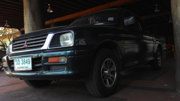 ขาย กระบะ MITSUBISHI L200 STRADA ถูกสุดๆ