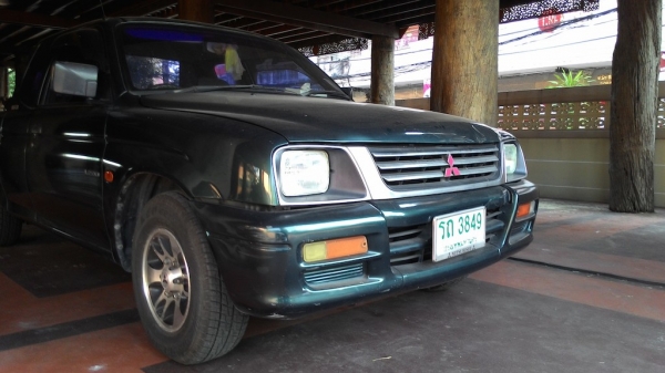 ขาย กระบะ MITSUBISHI L200 STRADA ถูกสุดๆ