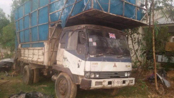 ขายรถ6ล้อดั้มใหญ่