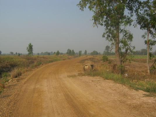 ขายที่ดิน 88 ไร่ ต้องการนายหน้าขายที่ดิน 3\% ของยอดขาย 9.5 ล้าน ขายที่ดิน 88 ไร่ ต้องการนายหน้าขายที่ดิน 3\% ของยอดขาย 9.5 ล้าน