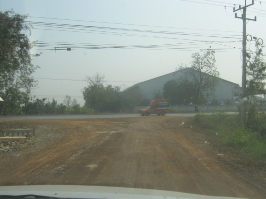 ขายที่ดิน 88 ไร่ ต้องการนายหน้าขายที่ดิน 3\% ของยอดขาย 9.5 ล้าน ขายที่ดิน 88 ไร่ ต้องการนายหน้าขายที่ดิน 3\% ของยอดขาย 9.5 ล้าน