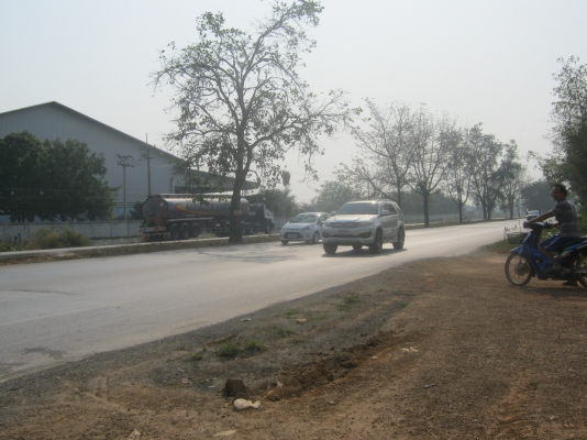 ขายที่ดิน 88 ไร่ ต้องการนายหน้าขายที่ดิน 3\% ของยอดขาย 9.5 ล้าน ขายที่ดิน 88 ไร่ ต้องการนายหน้าขายที่ดิน 3\% ของยอดขาย 9.5 ล้าน