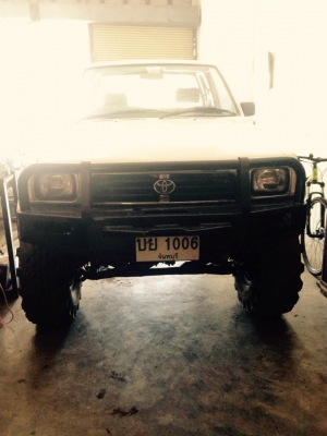 toyota  ln 111 4x4  084-3490600  037-561118