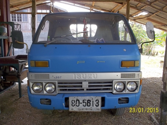 ขาย อิซูสุ 74แรง เอกสารพร้อมโอน