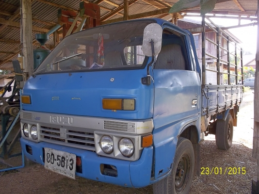 ขาย อิซูสุ 74แรง เอกสารพร้อมโอน