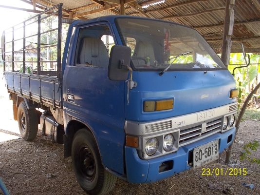 ขาย อิซูสุ 74แรง เอกสารพร้อมโอน