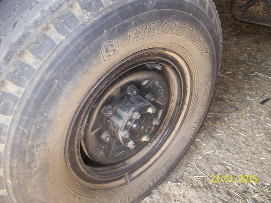 ขาย อิซูสุ 74แรง เอกสารพร้อมโอน