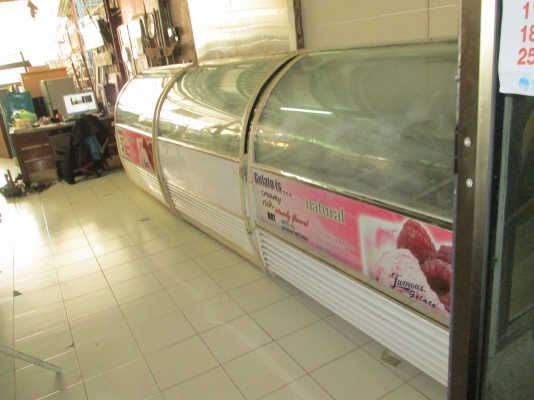 อยากขายแล้วครับ  พ่อค้าเอาไปขายต่อก็ได้  ยินดีคุยทุกสายครับ รูปเยอะครับ  พร้อมส่งทั่วไทย  3 ใบ ลงจากห้าง  สภาพไม่มีผุ  ขายเหมาถูกๆ