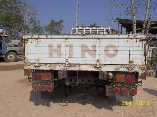 ขาย6 ล้อ ฮีโน่ KM 310     90 แรง 6 สูบ เอกสารพร้อมโอน