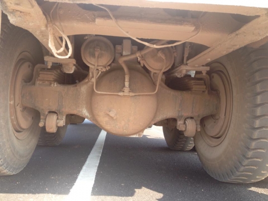 ขายรถสิบล้อ Hino สามใบปัด FP28   280 เทอร์โบอินเตอร์ เกียร์อีตั๋น  เบรคแห้ง ช่วงล่าง ZM ยางเต็ม 10เส้น กะบะดี รถสวยพร้อมใช้งาน ราคาต่อรองได้