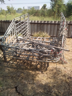 คอกเหล็กมือสอง ไทรทันแคป มีบันได กระบองครบ9,000