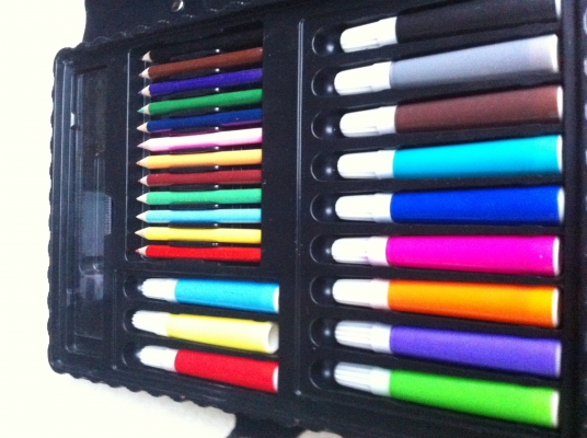 ชุดสีทุกแบบของใหม่ และต่ละแบบมีครบทุกสี ของญี่ปุ่นปลอดภัยเรื่องคุณภาพ