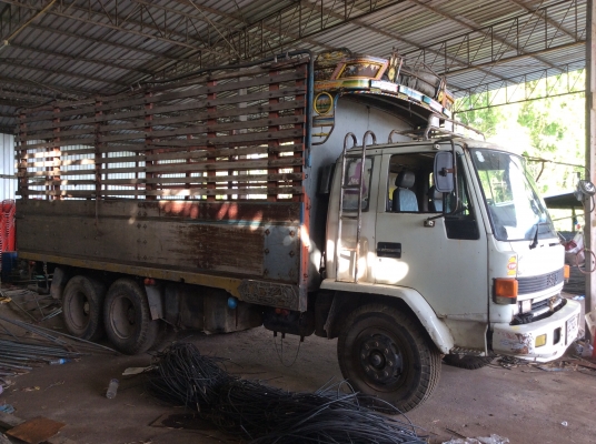 ขายด่วนสิบล้อ ISUZU JCM. หัวล๊อคกี้เครื่อง 6BD. ขายด่วนสิบล้อ ISUZU JCM. หัวล๊อคกี้เครื่อง 6BD.