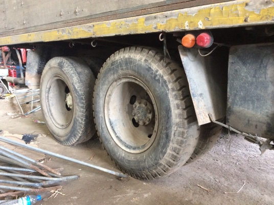 ขายด่วนสิบล้อ ISUZU JCM. หัวล๊อคกี้เครื่อง 6BD. ขายด่วนสิบล้อ ISUZU JCM. หัวล๊อคกี้เครื่อง 6BD.